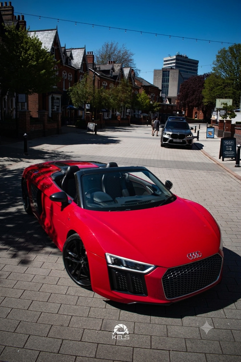 Audi R8
